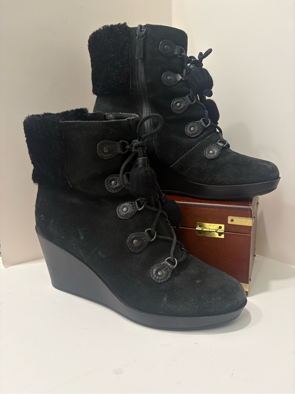 VINTAGE Cole Haan Suede Wedge Winter Boots with Faux Fur Accent